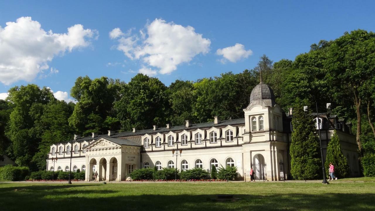 Parkowy Naleczow
